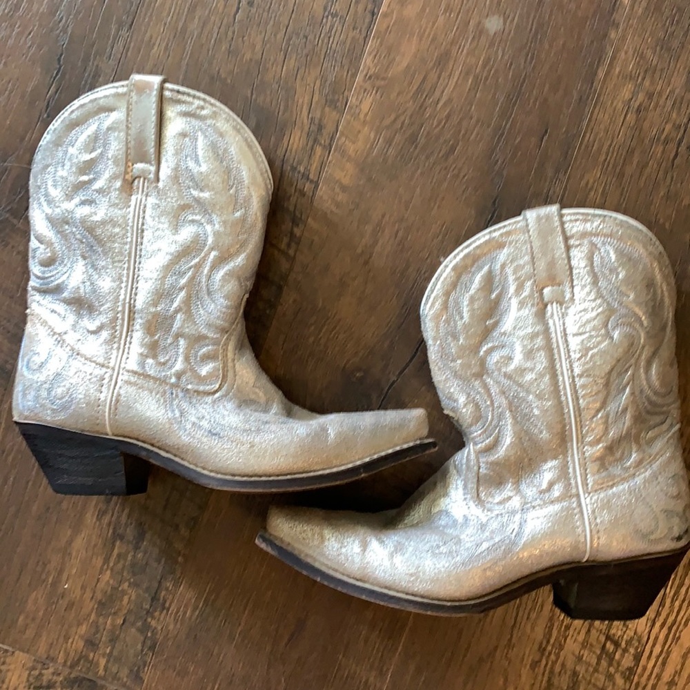 Silver Laredo boots. Women’s